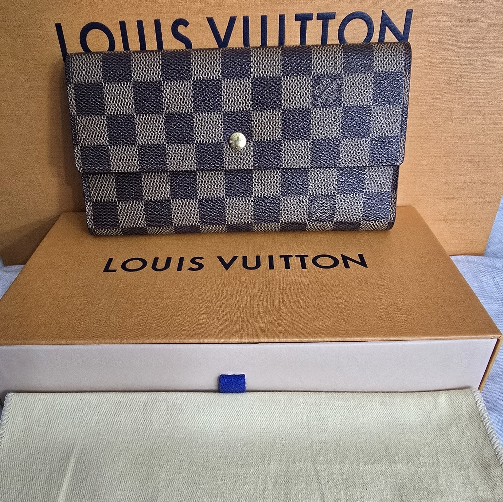 💕Louis Vuitton Portefeuille Trifold Long Wallet💕